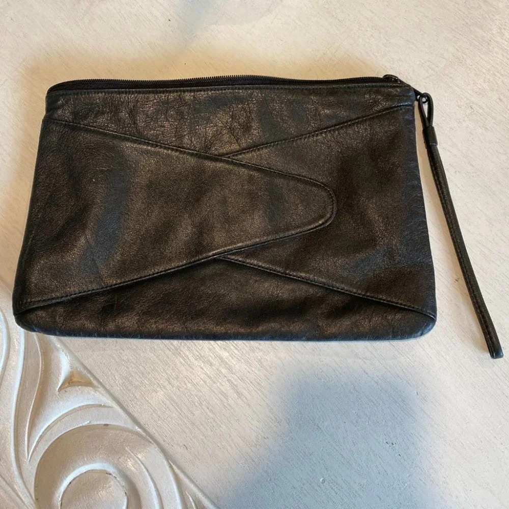 Samantha‎ Scott Black Leather Wristlet Clutch Bag